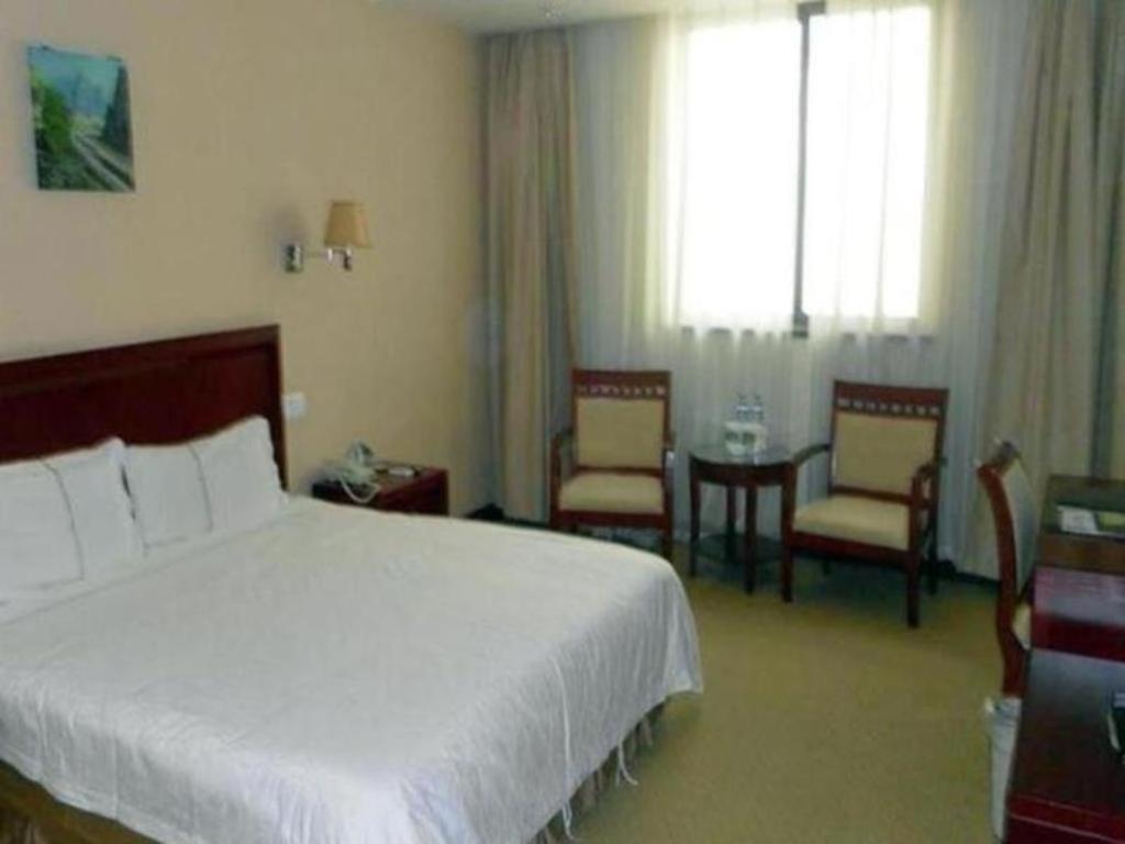 GreenTree Inn Suzhou Guanqian Yangyuxiang Metro Station Business Hotel Bagian luar foto