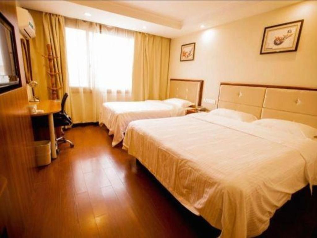 GreenTree Inn Suzhou Guanqian Yangyuxiang Metro Station Business Hotel Bagian luar foto
