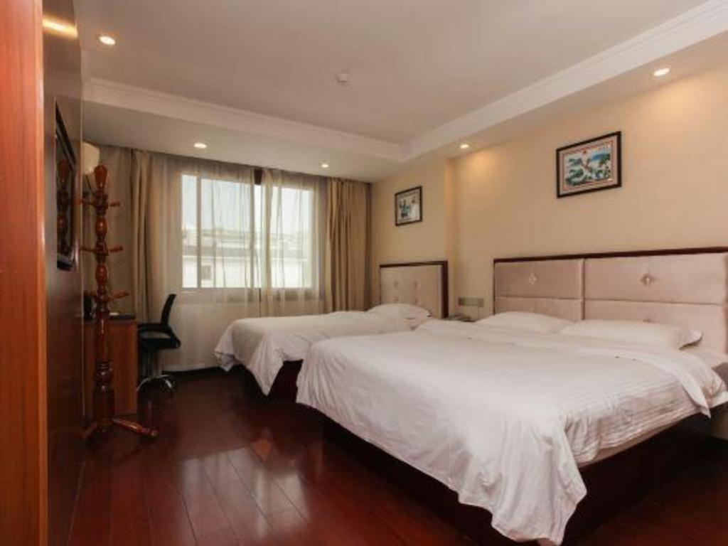 GreenTree Inn Suzhou Guanqian Yangyuxiang Metro Station Business Hotel Bagian luar foto