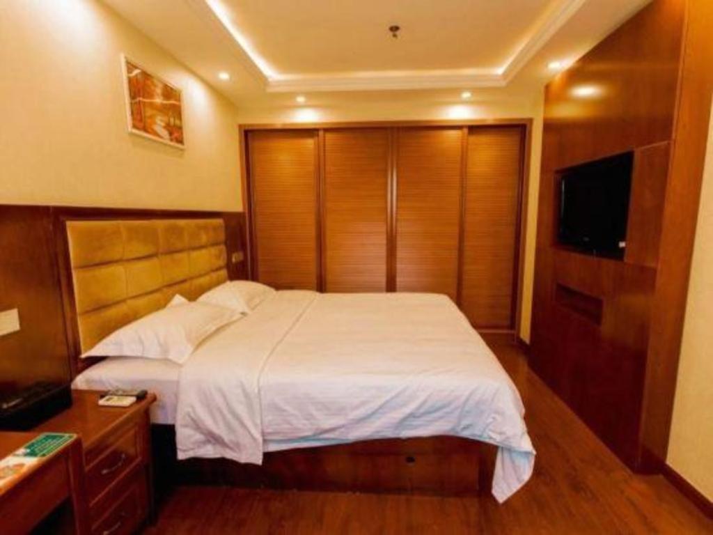 GreenTree Inn Suzhou Guanqian Yangyuxiang Metro Station Business Hotel Bagian luar foto
