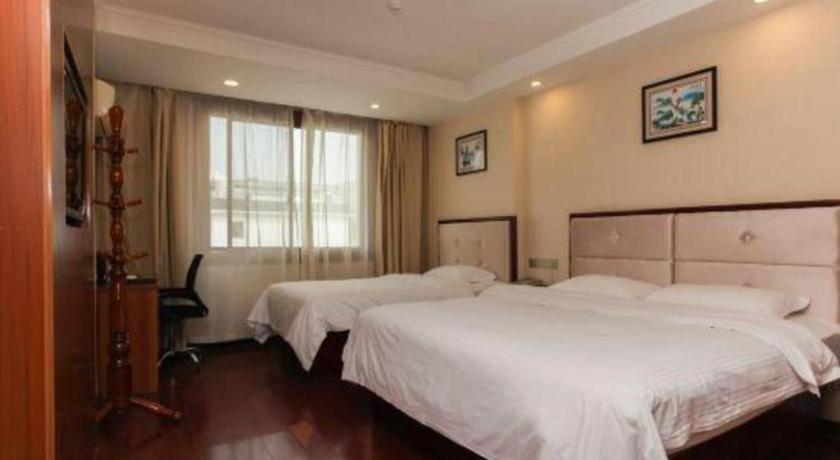 GreenTree Inn Suzhou Guanqian Yangyuxiang Metro Station Business Hotel Bagian luar foto